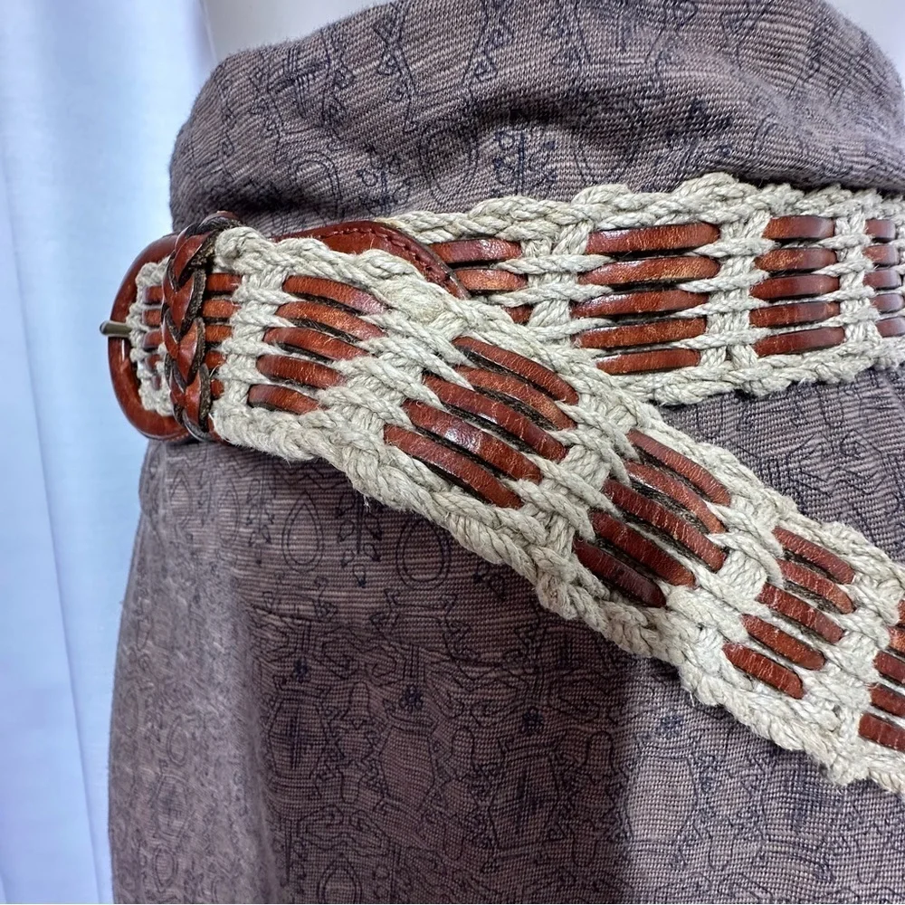 Vintage Liz Claiborne Boho Brown Leather Crochet Jute Interwoven Belt Size Small